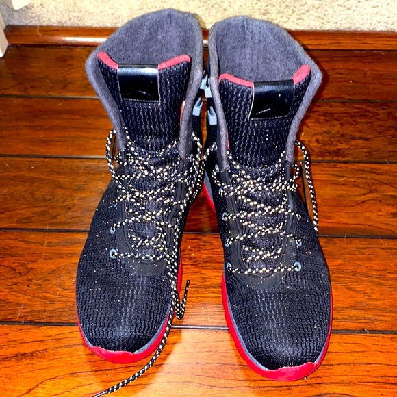 Jordan space boots - Picture 1 of 2